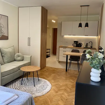 Apartament Przytulny Blisko Lasu Z Szybkim Wi-fi *