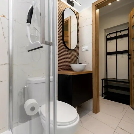 Przytulny Blisko Lasu Z Szybkim Wi-fi Apartament *