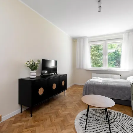 Przytulny Blisko Lasu Z Szybkim Wi-fi Apartament